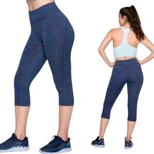 Outdoor Voices Heather Gray Capri Leggings